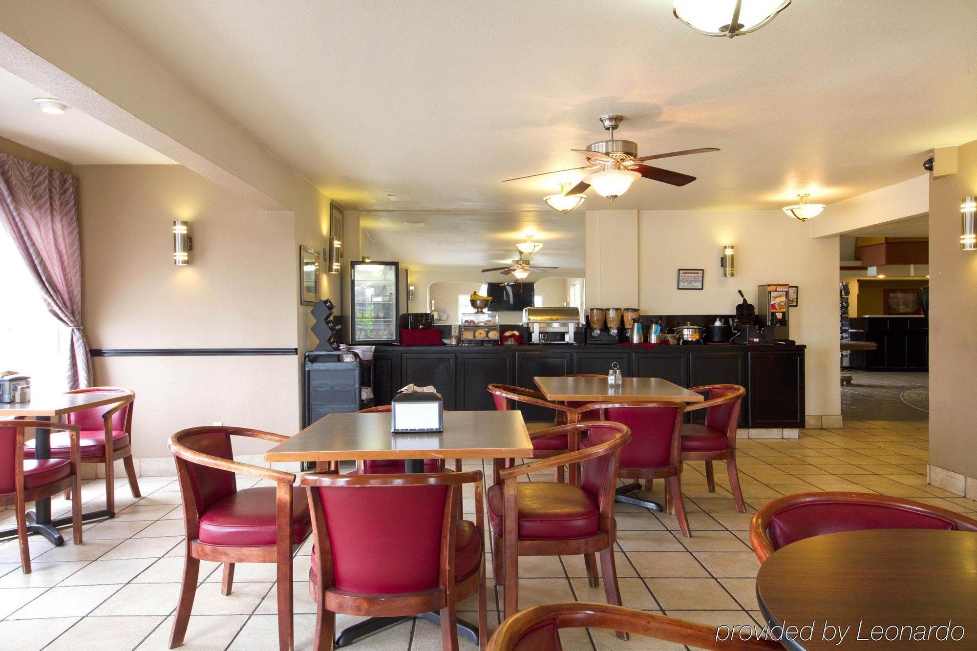 Clarion Hotel By Humboldt Bay Eureka Exterior photo