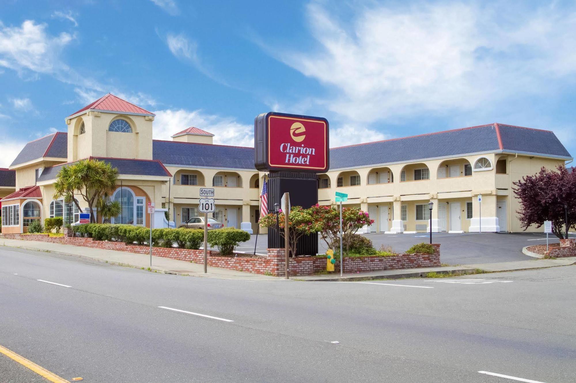 Clarion Hotel By Humboldt Bay Eureka Exterior photo